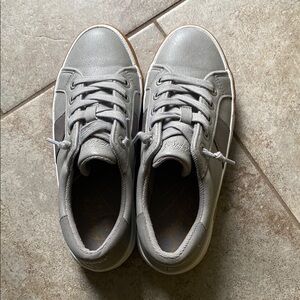 Blowfish Malibu Women's Wave-hi Slip-on Sneaker